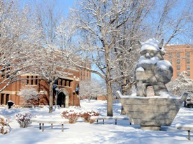 Ole statue in the snow